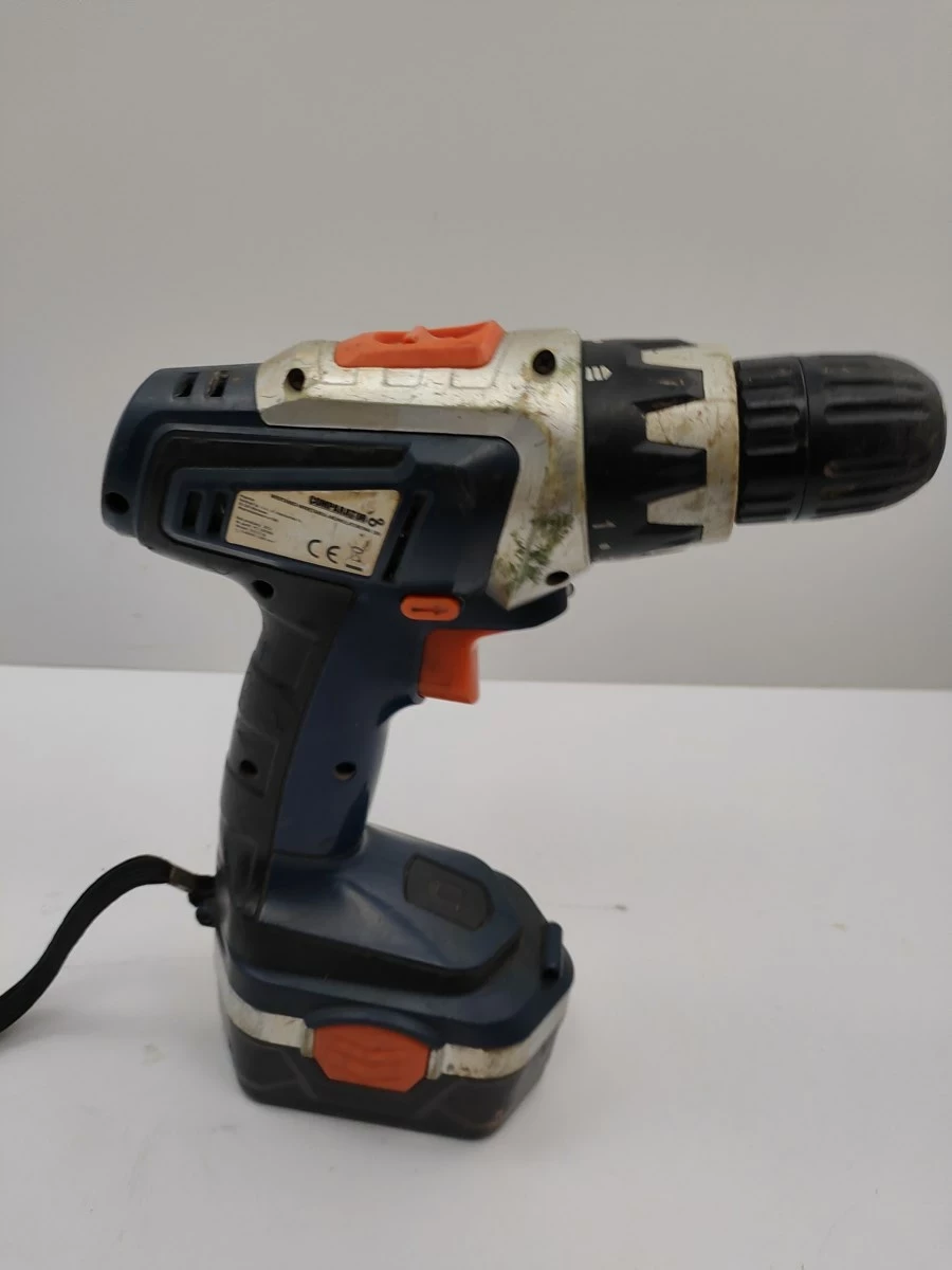 wkretarka-comparator-d332t18-18v-2x-bateria-ladowarka-marka-inna