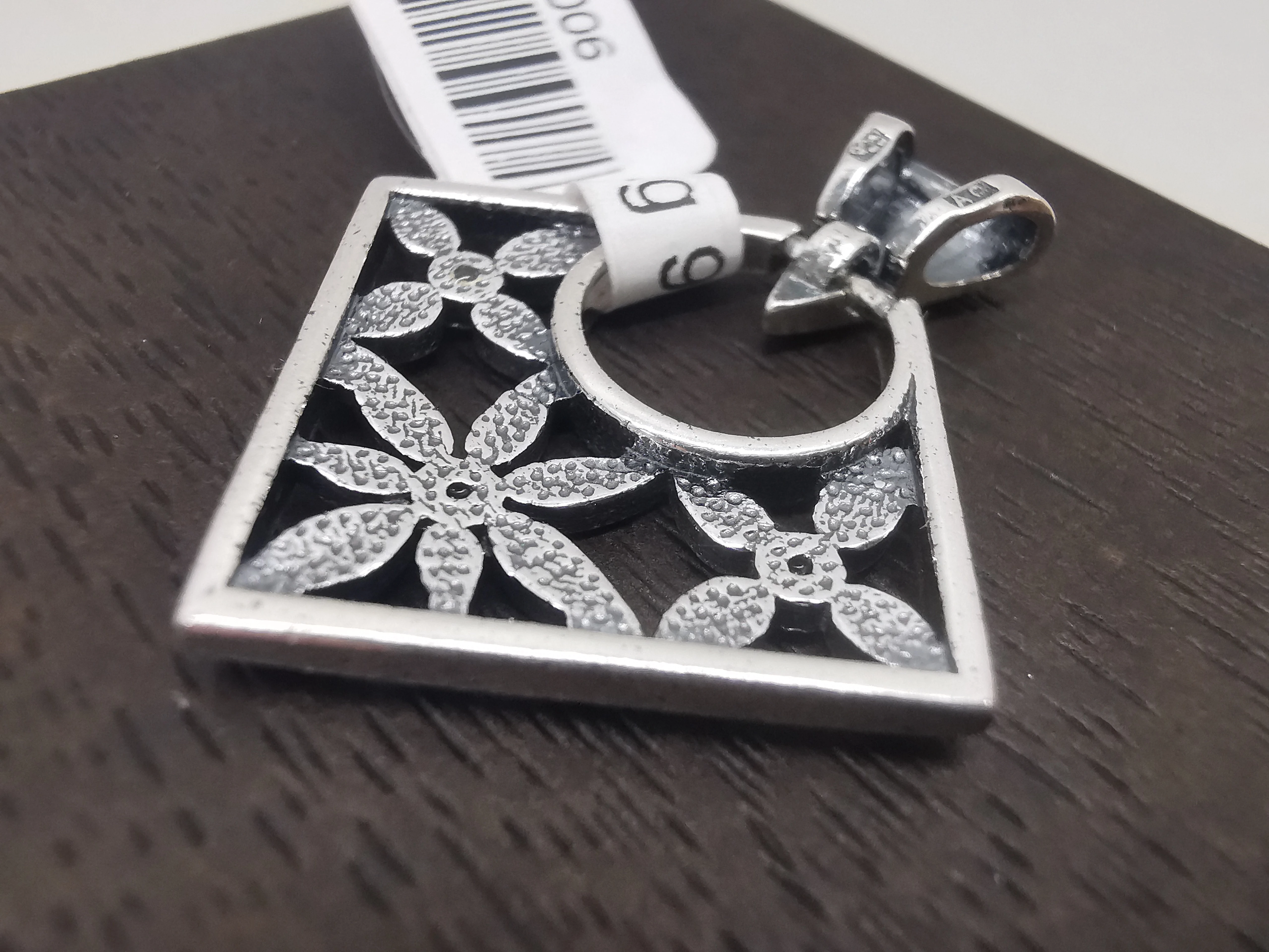 srebrna-zawieszka-romb-417g925-kamien-cyrkonia