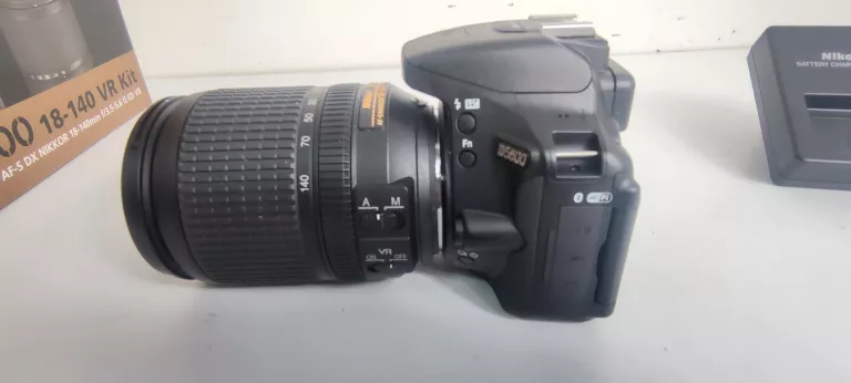 NIKON D5600 + NIKKOR 18-140 MM PRZEBIEG 853 ZDJĘCIA