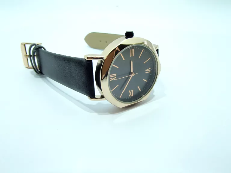 zegarek-damski-lbvyr-61445-ksztalt-koperty-okragla