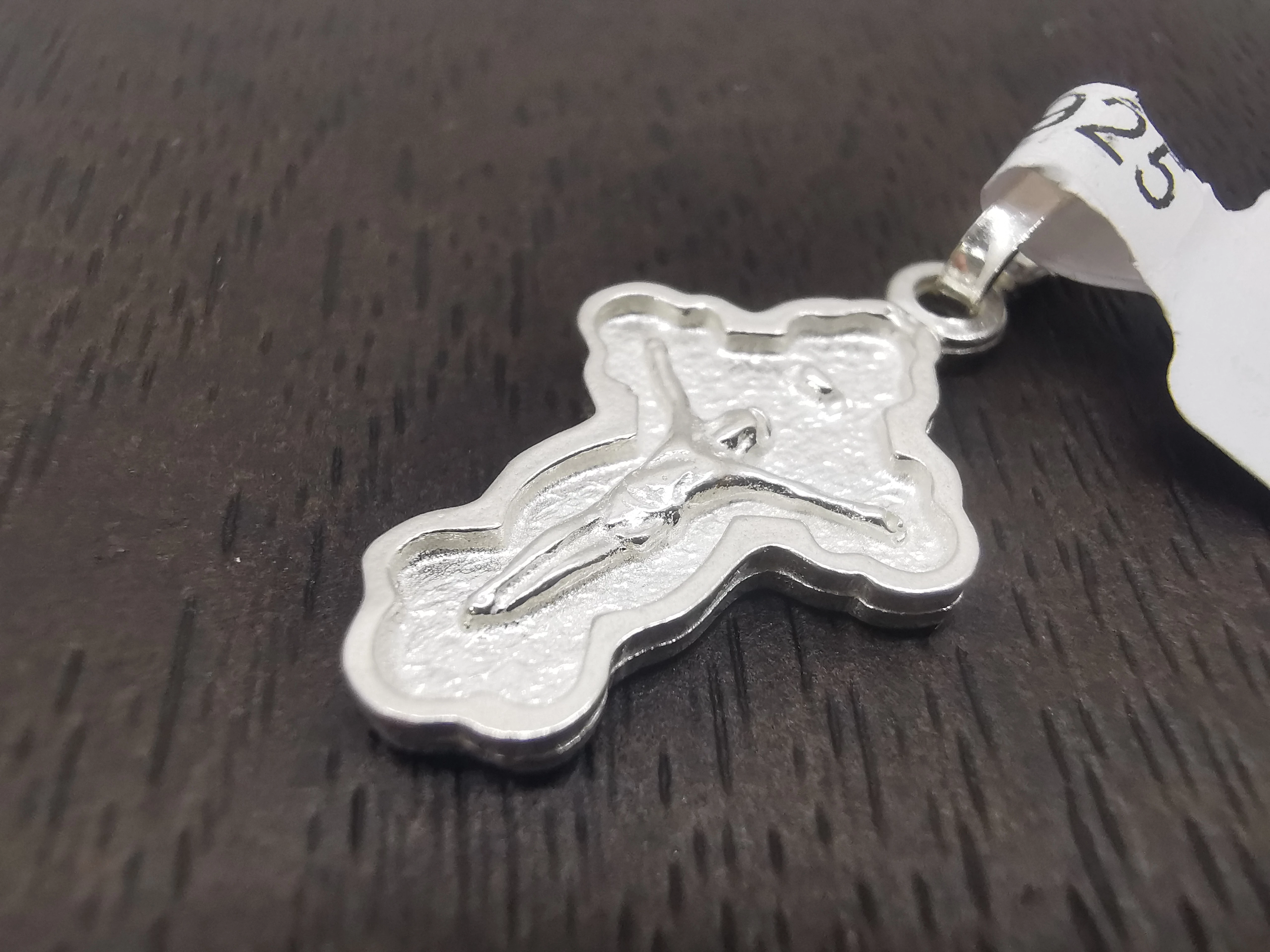 srebrny-krzyzyk-170g925-stan-uzywany