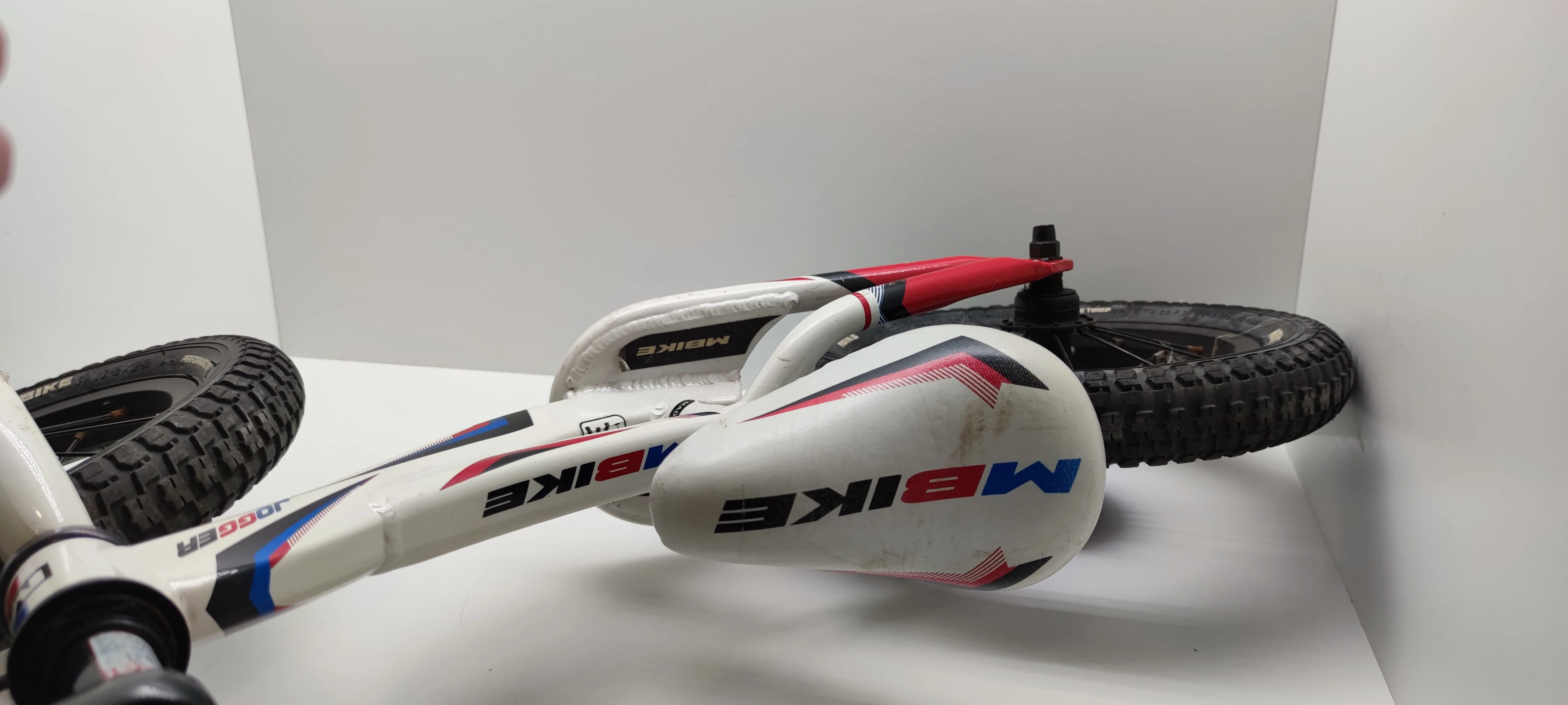 rowerek-biegowy-mbike-jogger-kolor-czarny