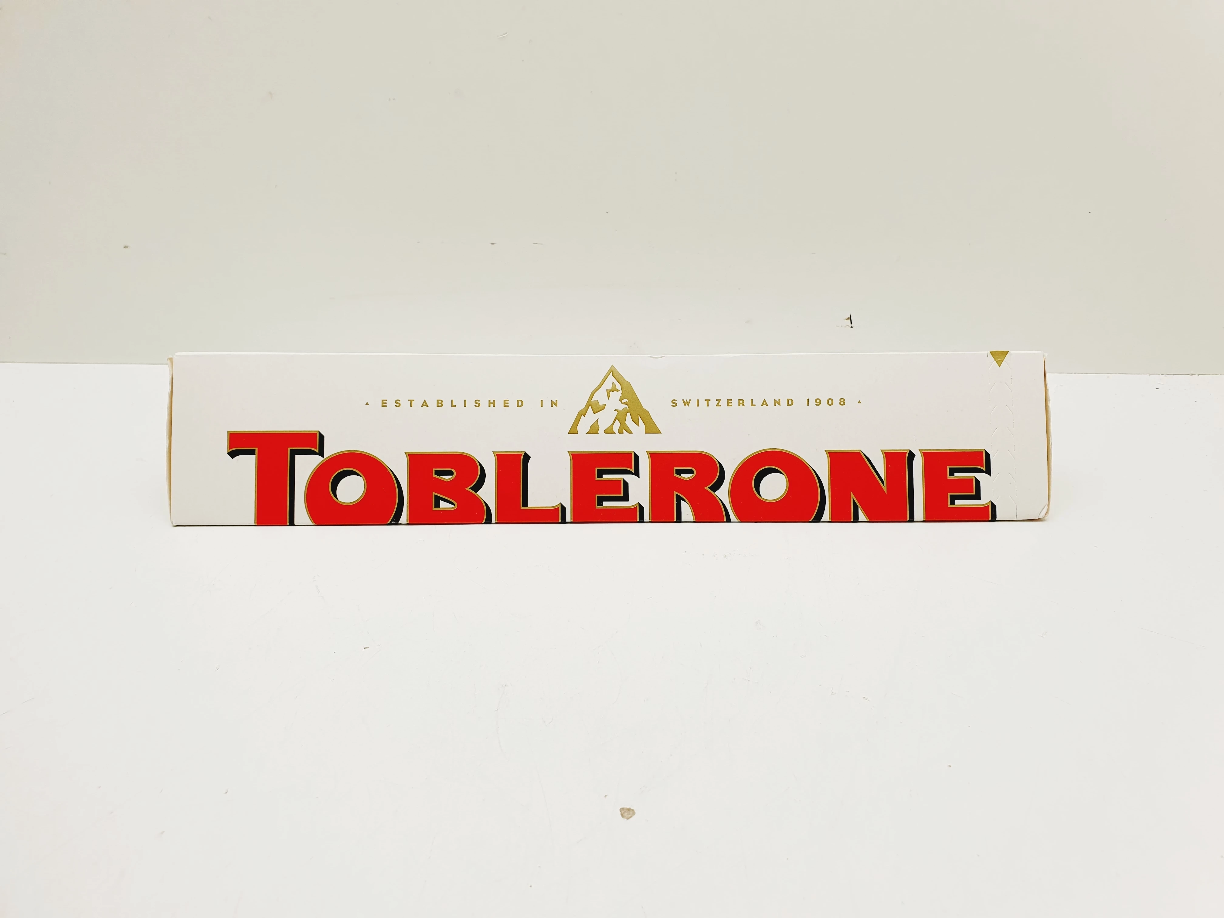 toblerone-of-switzerland-czekolada-biala-migdaly-miod-360g-rodzaj-czekolada-biala