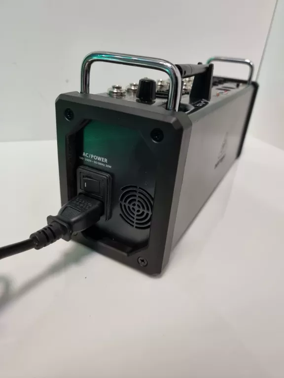 MIKSER BEHRINGER XAIR XR12 12 - KANAŁOWY + KABEL ZAS