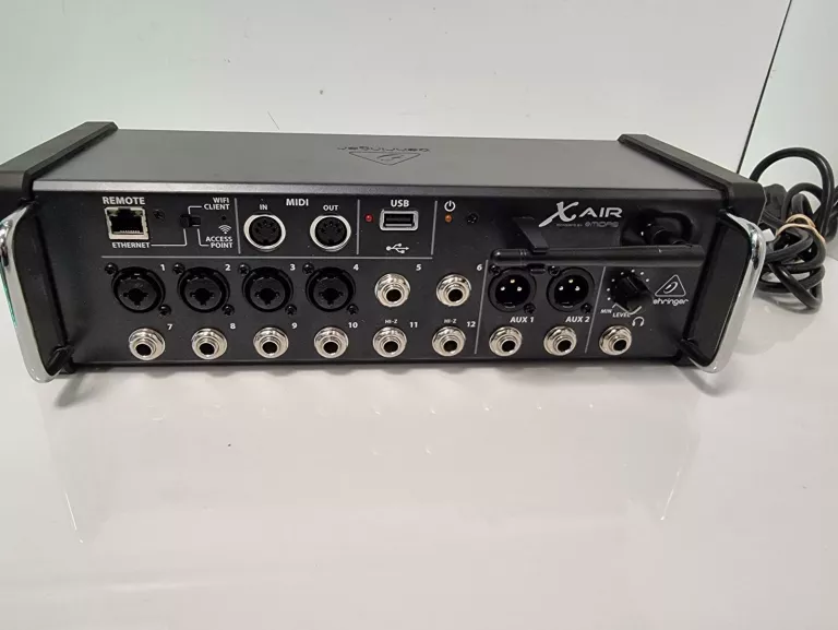 MIKSER BEHRINGER XAIR XR12 12 - KANAŁOWY + KABEL ZAS