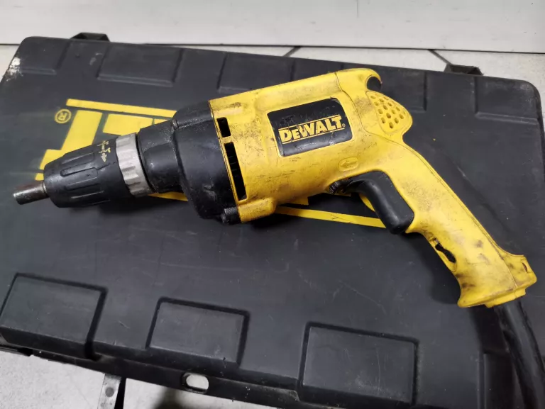 WKRĘTARKA DEWALT DW263 - QS  Z WALIZKĄ OKAZJA