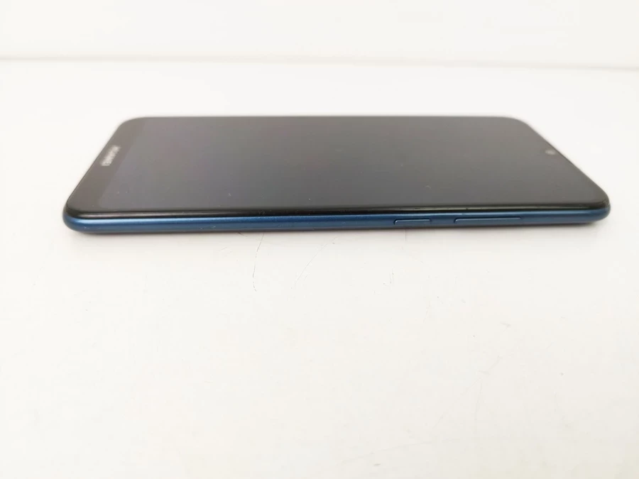 telefon-huawei-y6-2019-2gb-32gb-typ-smartfon
