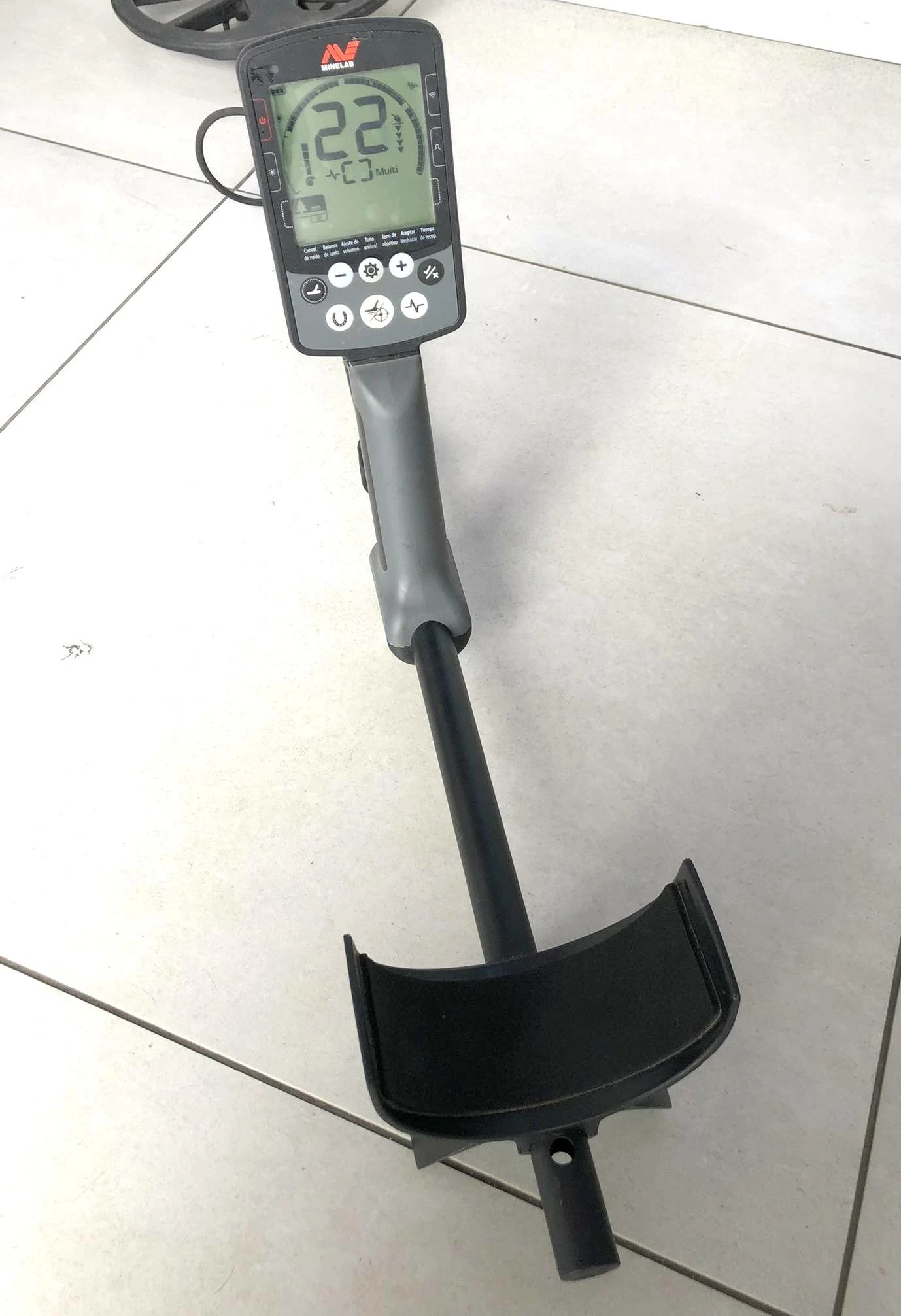 wykrywacz-metalu-minelab-eqx-11-equinox-800-model-eqx-11