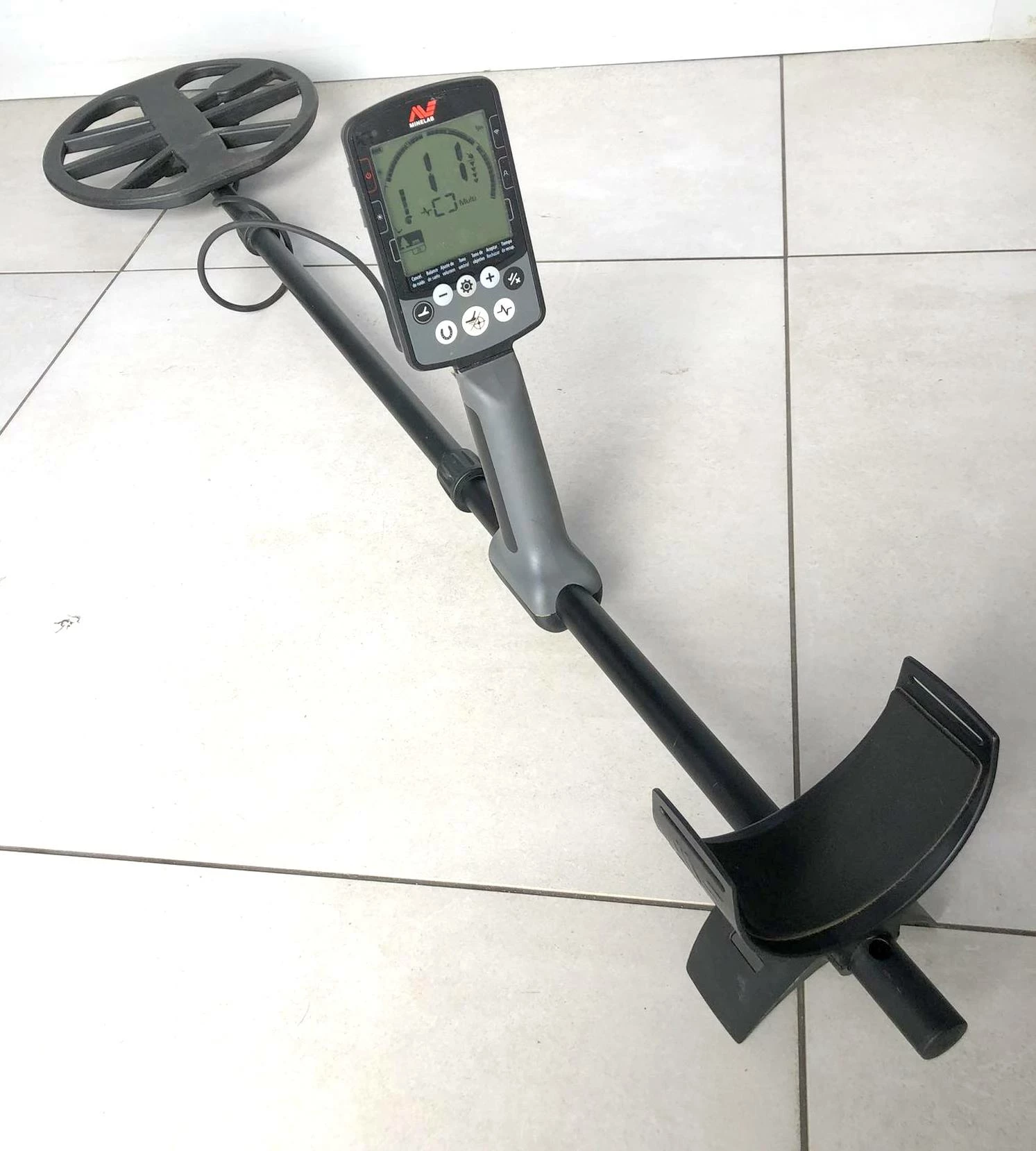 wykrywacz-metalu-minelab-eqx-11-equinox-800-product-id