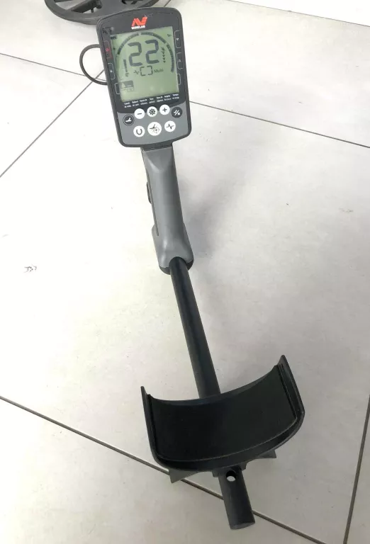 wykrywacz-metalu-minelab-eqx-11-equinox-800-model-eqx-11