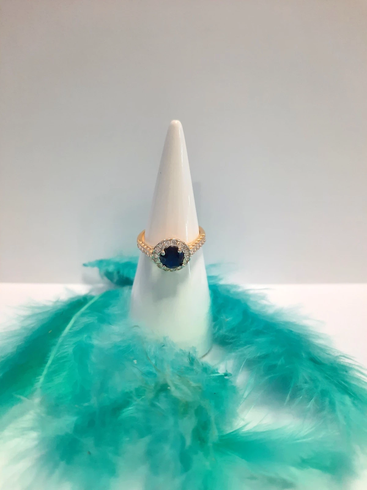 piekny-zloty-pierscionek-z-granatowym-oczkiem-14k-ean-gtin-5906803475968