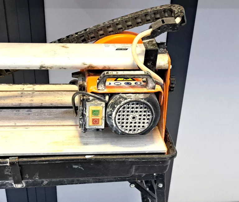 przecinarka-do-plytek-norton-tr-200e-rodzaj-przecinarka-stolikowa