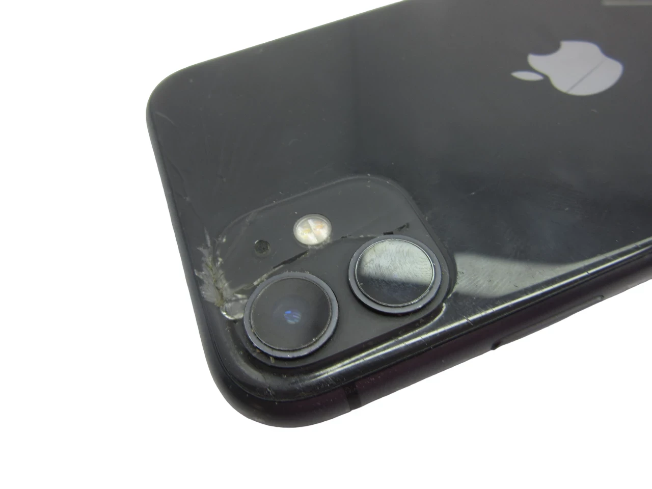 telefon-iphone-11-464-gb-przekatna-ekranu-610