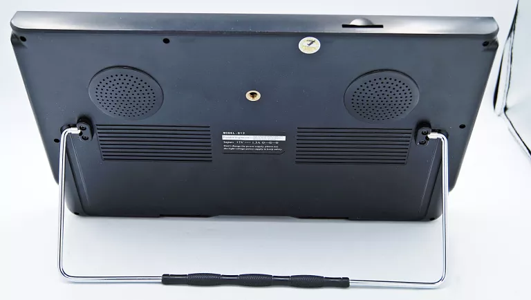 TELEWIZOR KAMPER SAMOCHODOWY LED LEADSTAR D12
