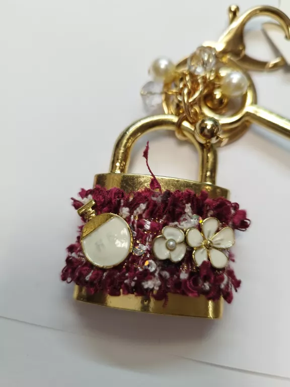 brelok-krysztalkowy-klodka-pu425-material-dominujacy-204157-219001