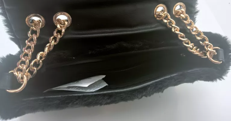 torebka-new-yorker-amisu-czarna-stan-powystawowy