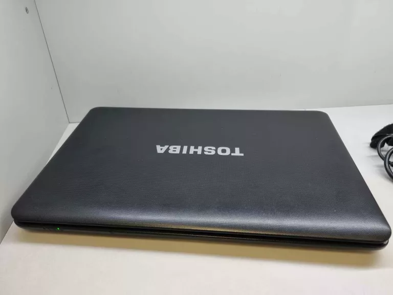 LAPT TOSHIBA AMD E-350 8GB 500GB WIN 7