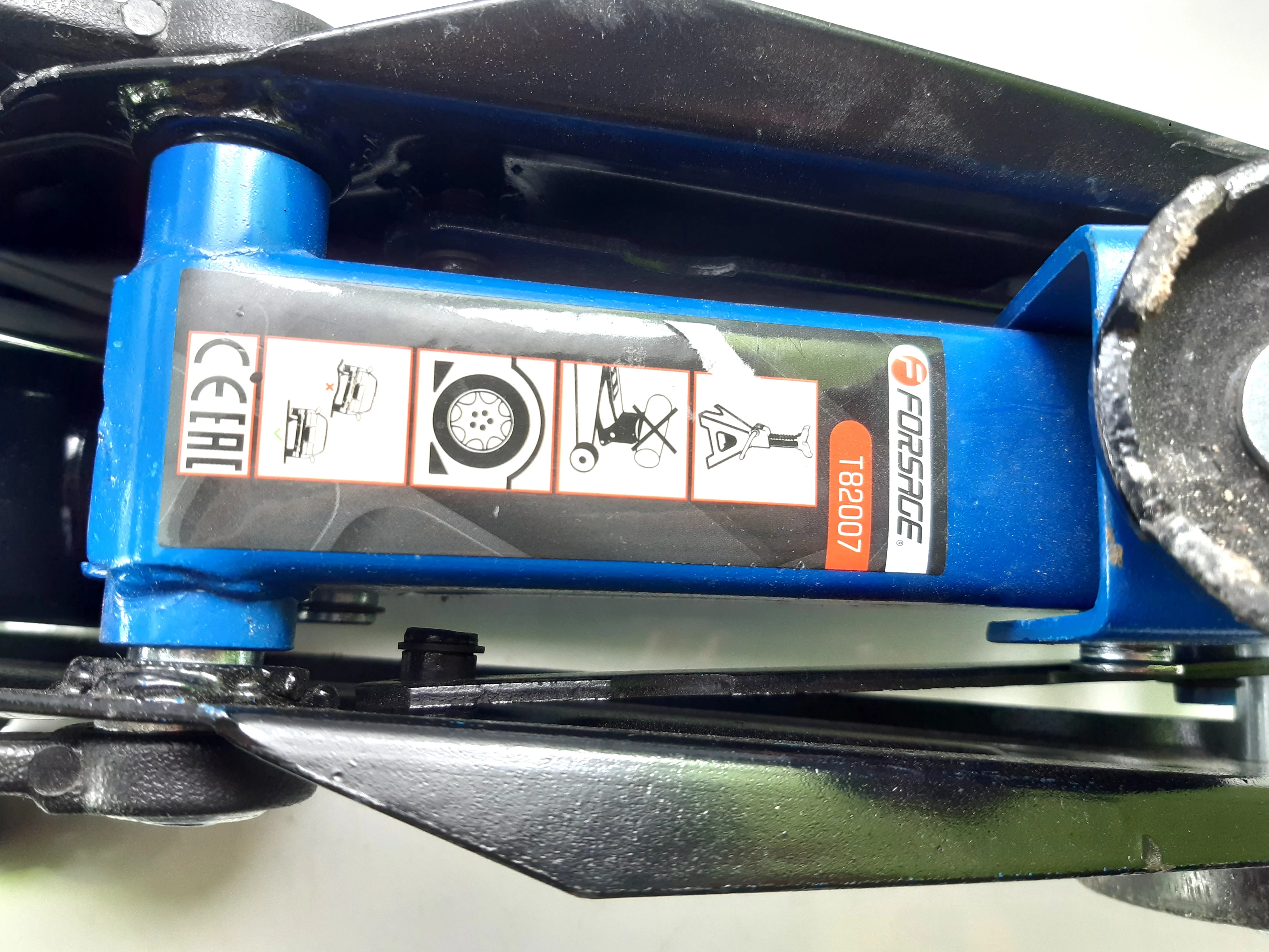 podnosnik-samochodowy-forsage-t82007-ean-gtin-5905101336469