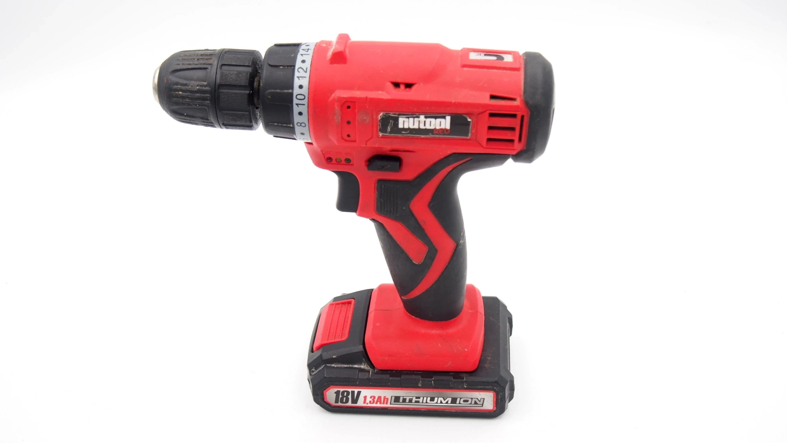 wkretarka-nutool-red-npk18xlpl-ladowarka-napiecie-v-18-v