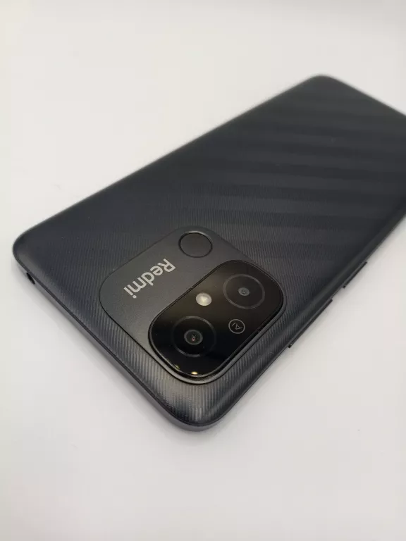 TELEFON XIOMI REDMI 12C OPIS