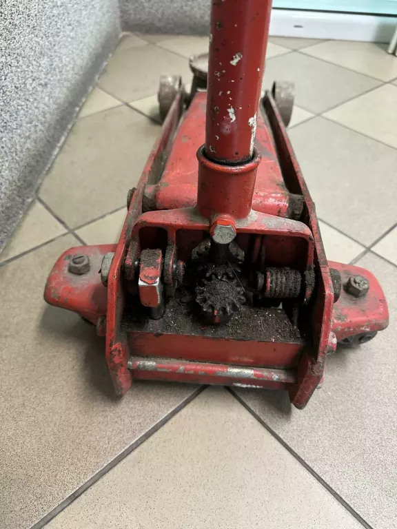 PODNOŚNIK HYDRAULICZNY 5 TON