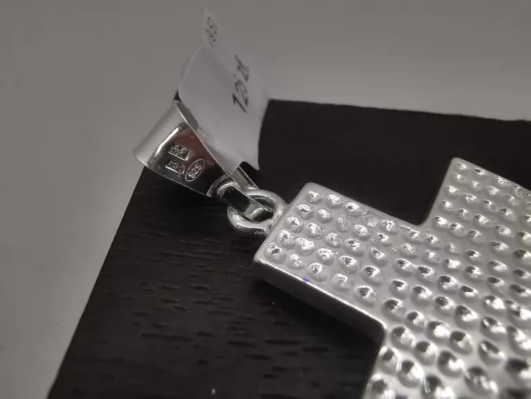 SREBRNY KRZYŻ 9,57G/925
