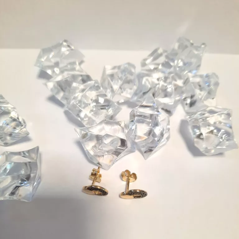 zlote-kolczyki-czarne-oczka-14k-rodzaj-wyrob-jubilerski