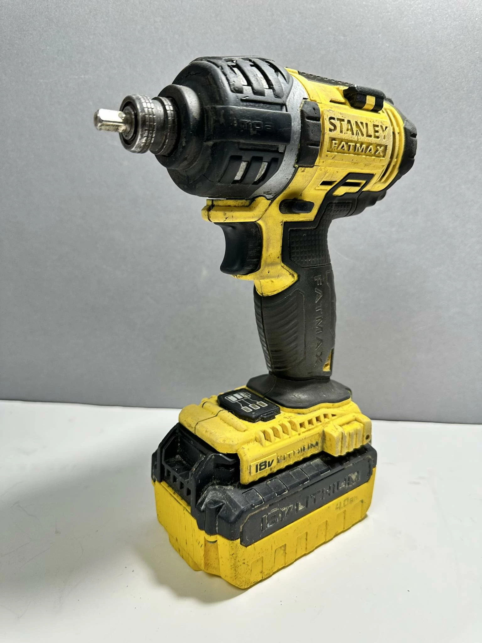 zakretarka-stanley-fatmax-18v-fmc645-ean-gtin-5035048466292