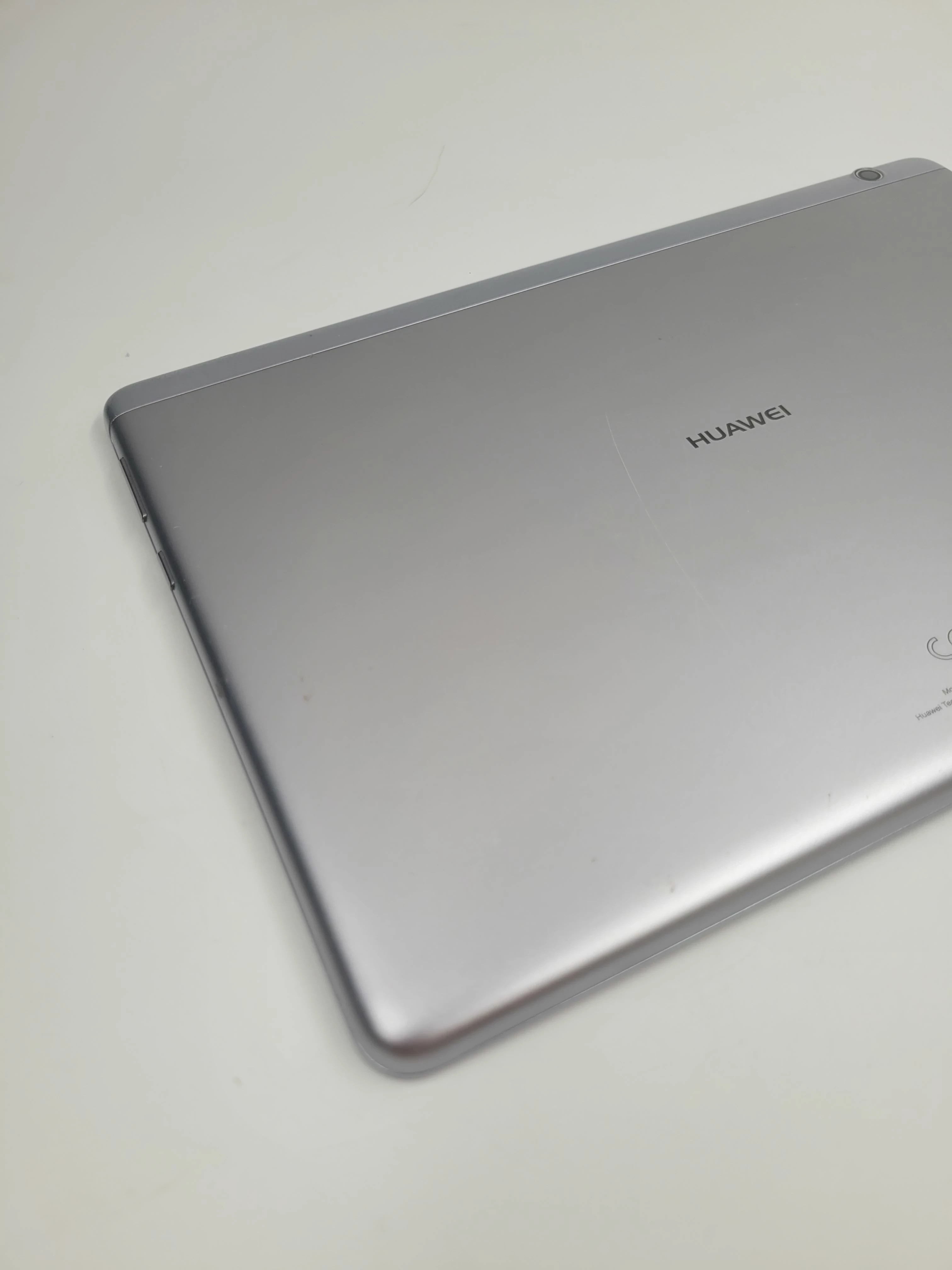 tablet-huawei-mediapad-t3-10-216-gb-etui-i-kabel-przekatna-ekranu-960