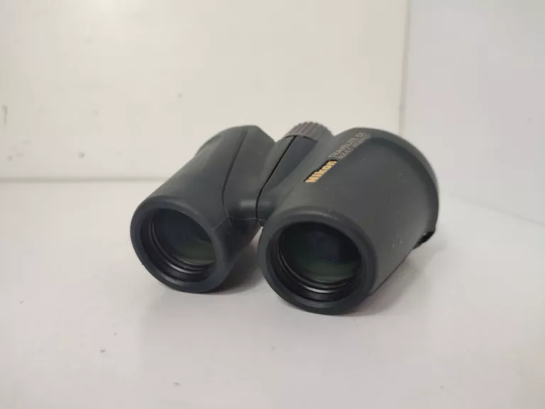 LORNETKA NIKON TRAVELITE EX 8X25
