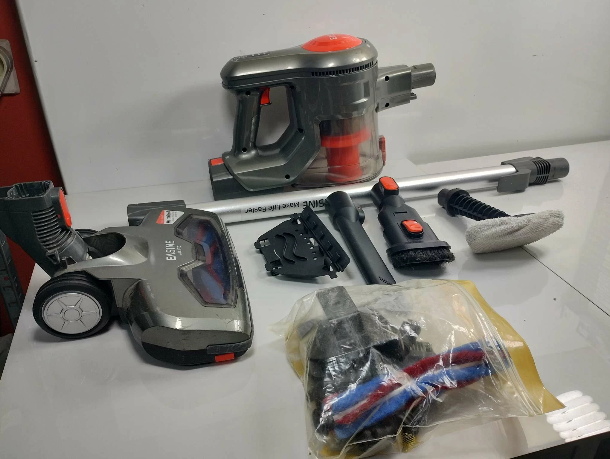 odkurzacz-pionowy-easine-by-ilife-h70-rybnicka-3-gliwice-g1