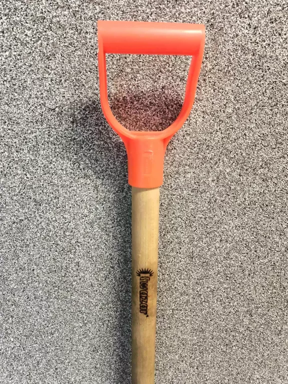 lopata-do-sniegu-kwazar-szeroka-marka-kwazar