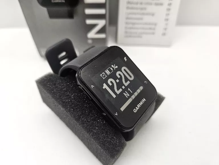 garmin-forerunner-30-kolor-dominujacy-czarny