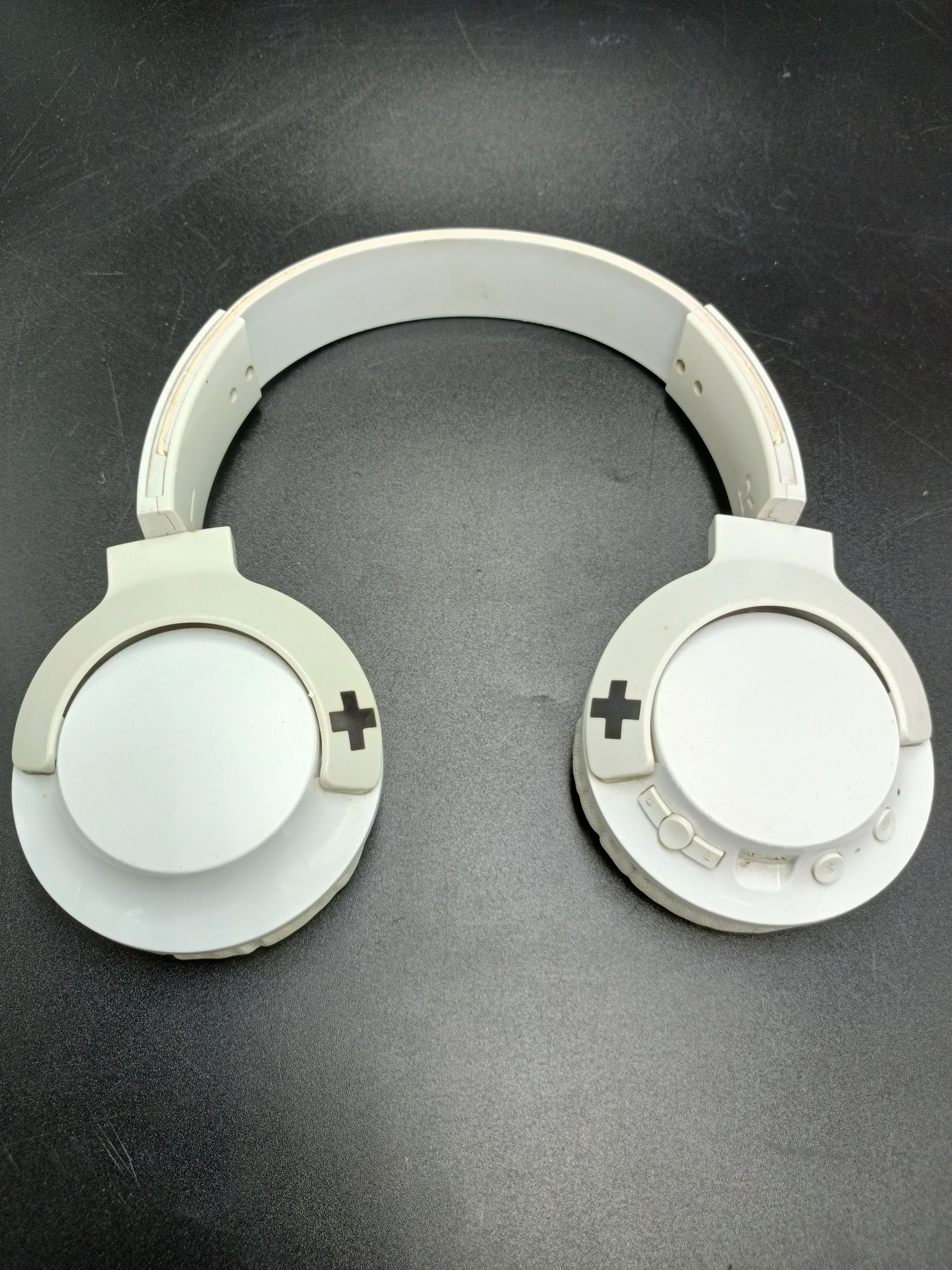 sluchawki-philips-shb3075-marka-philips