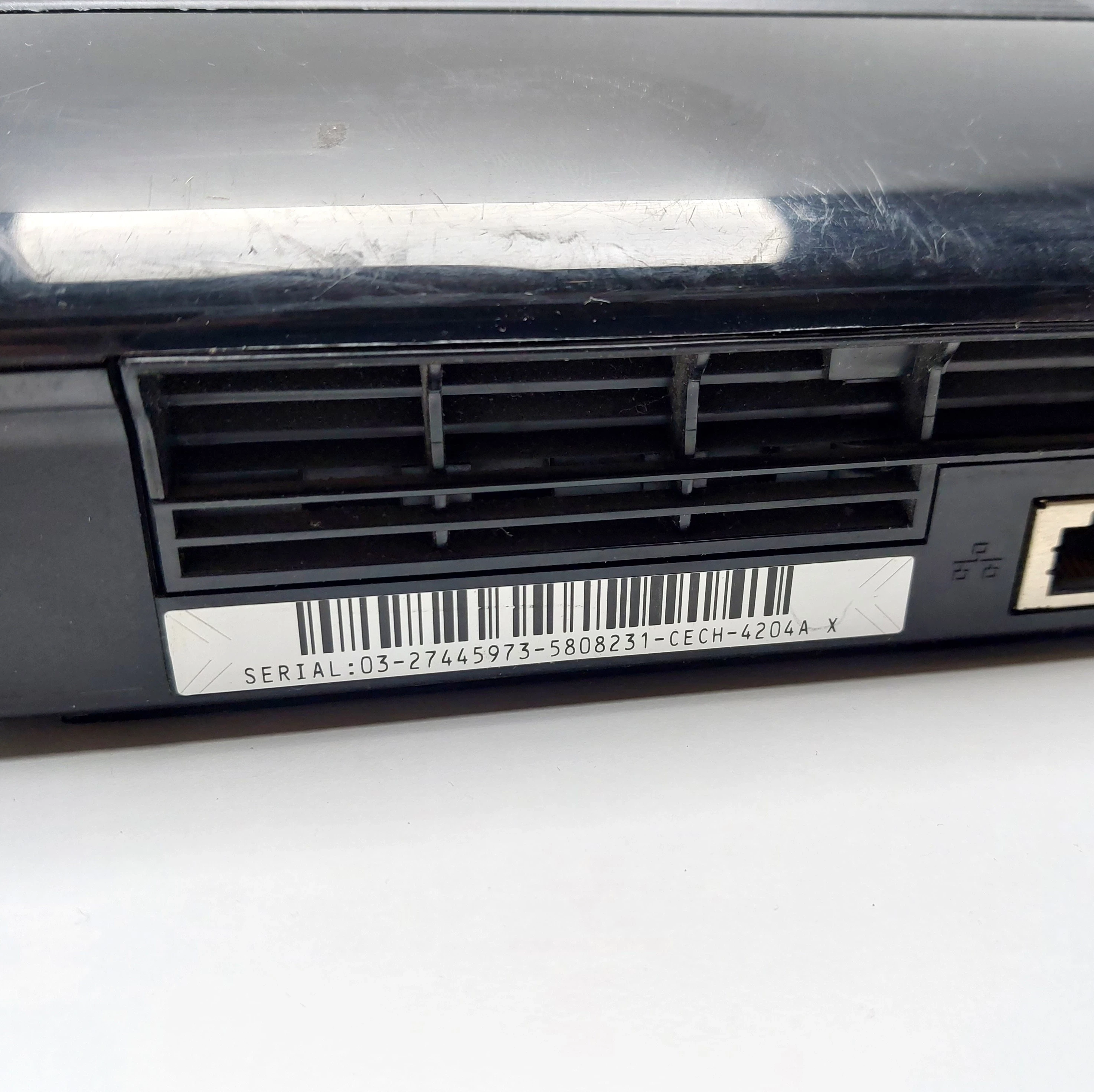 konsola-ps3-superslim-padmovekameragry-kod-producenta-cech-4204a