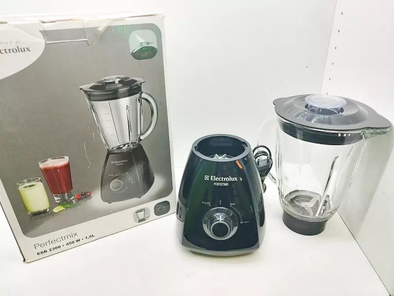 BLENDER KIELICHOWY ELECTROLUX ESB2300 450 W CZARNY