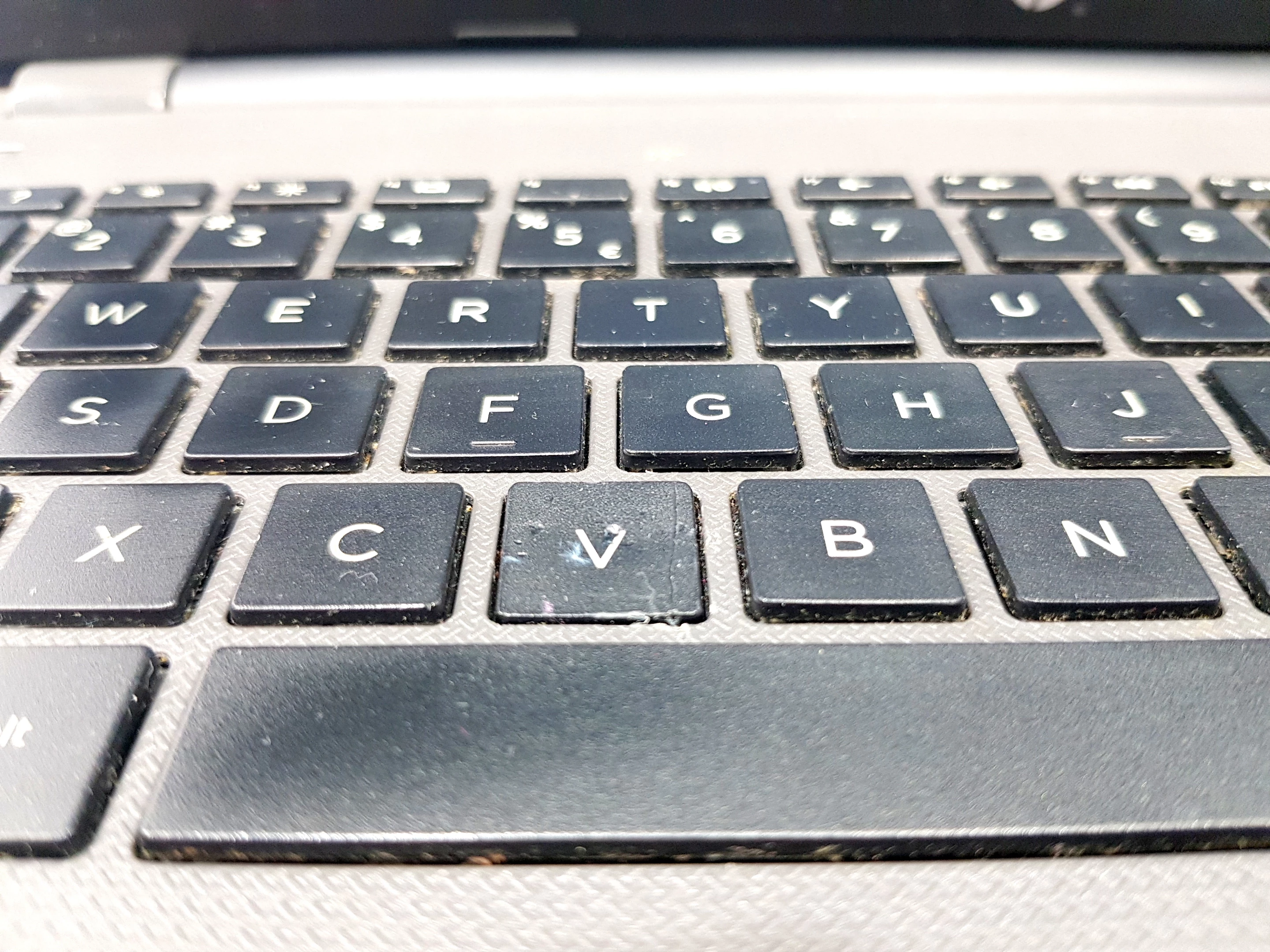 laptop-hp-3168ngw-opis-typ-dysku-twardego-hdd