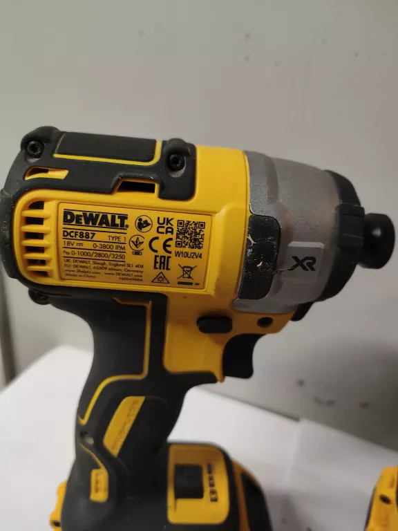 ZESTAW DEWALT DCF887 + DCD796 KPL WALIZKA