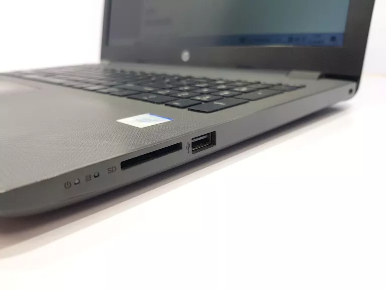 laptop-hp-3168ngw-opis-rozdzielczosc-px-1366-x-768
