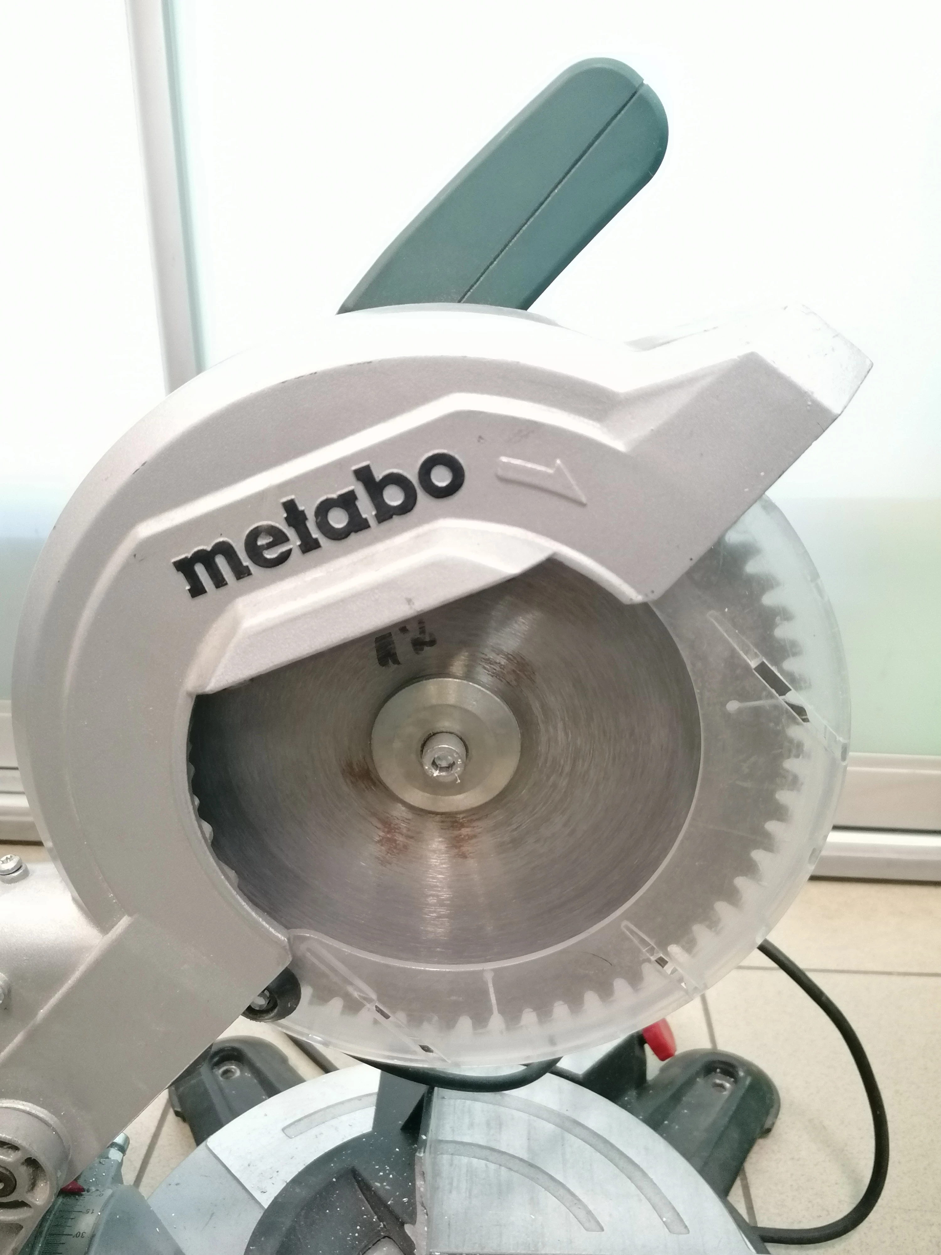 pila-ukosnica-metabo-ks-216-m-stan-uzywany