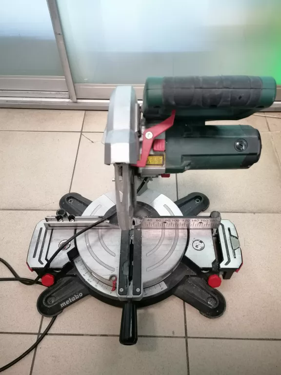 PIŁA UKOŚNICA METABO KS 216 M