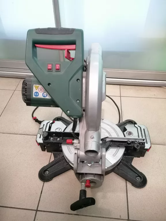 PIŁA UKOŚNICA METABO KS 216 M