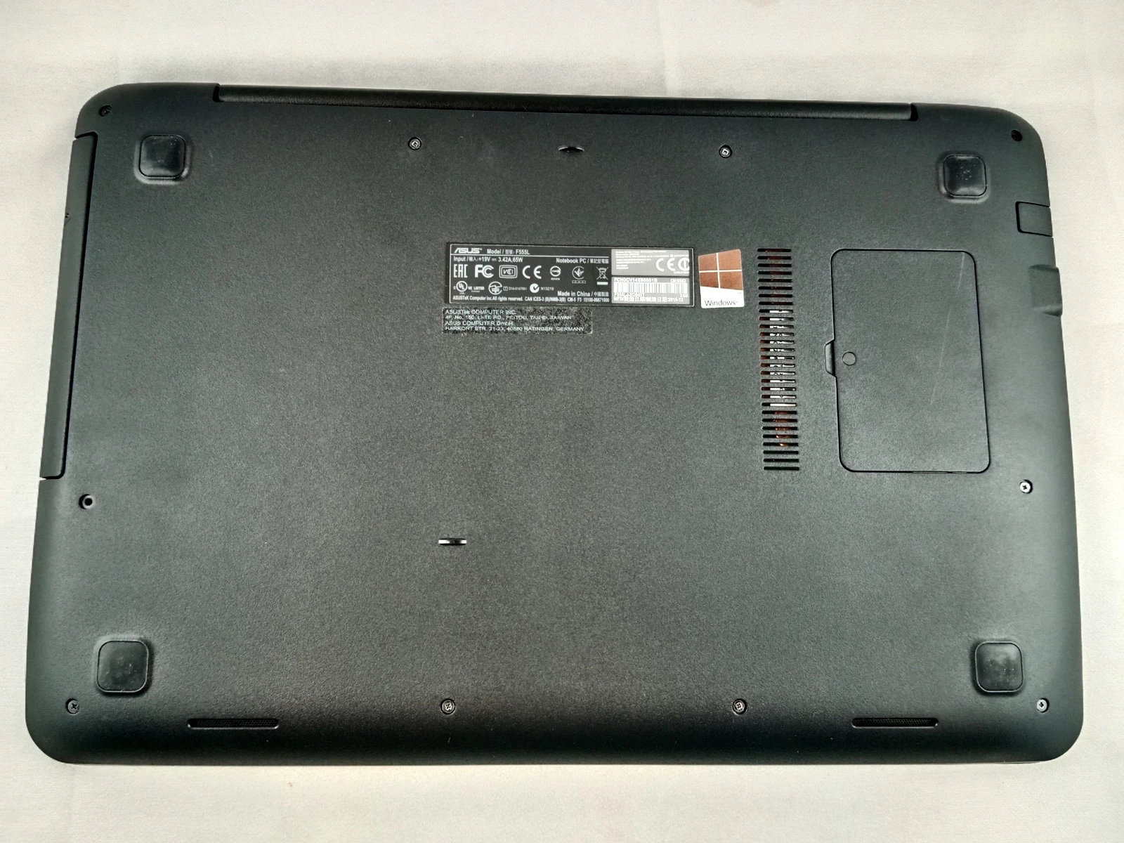 laptop-asus-f555l-intel-core-i3-4500-gb-seria-procesora-intel-core-i3