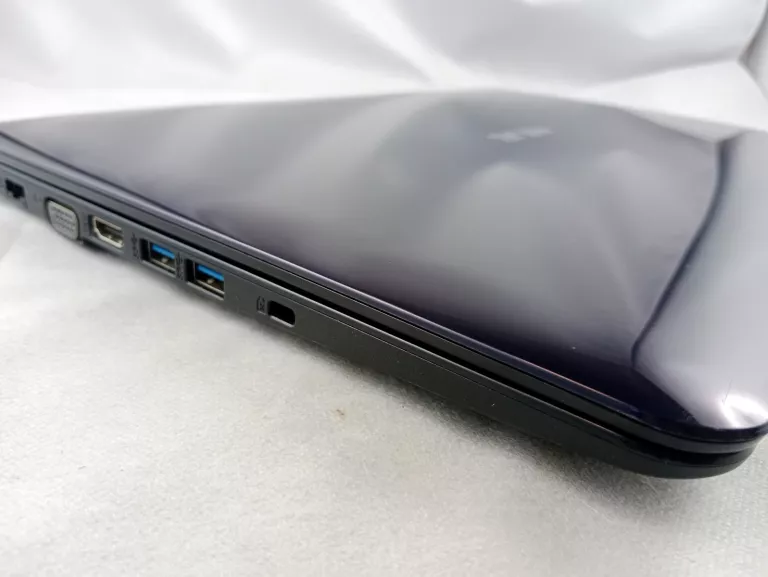 laptop-asus-f555l-intel-core-i3-4500-gb-rozdzielczosc-px-1366-x-768