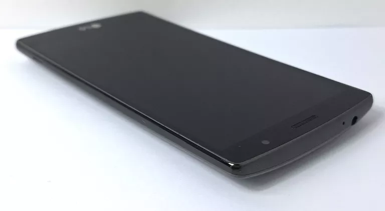TELEFON LG G4S
