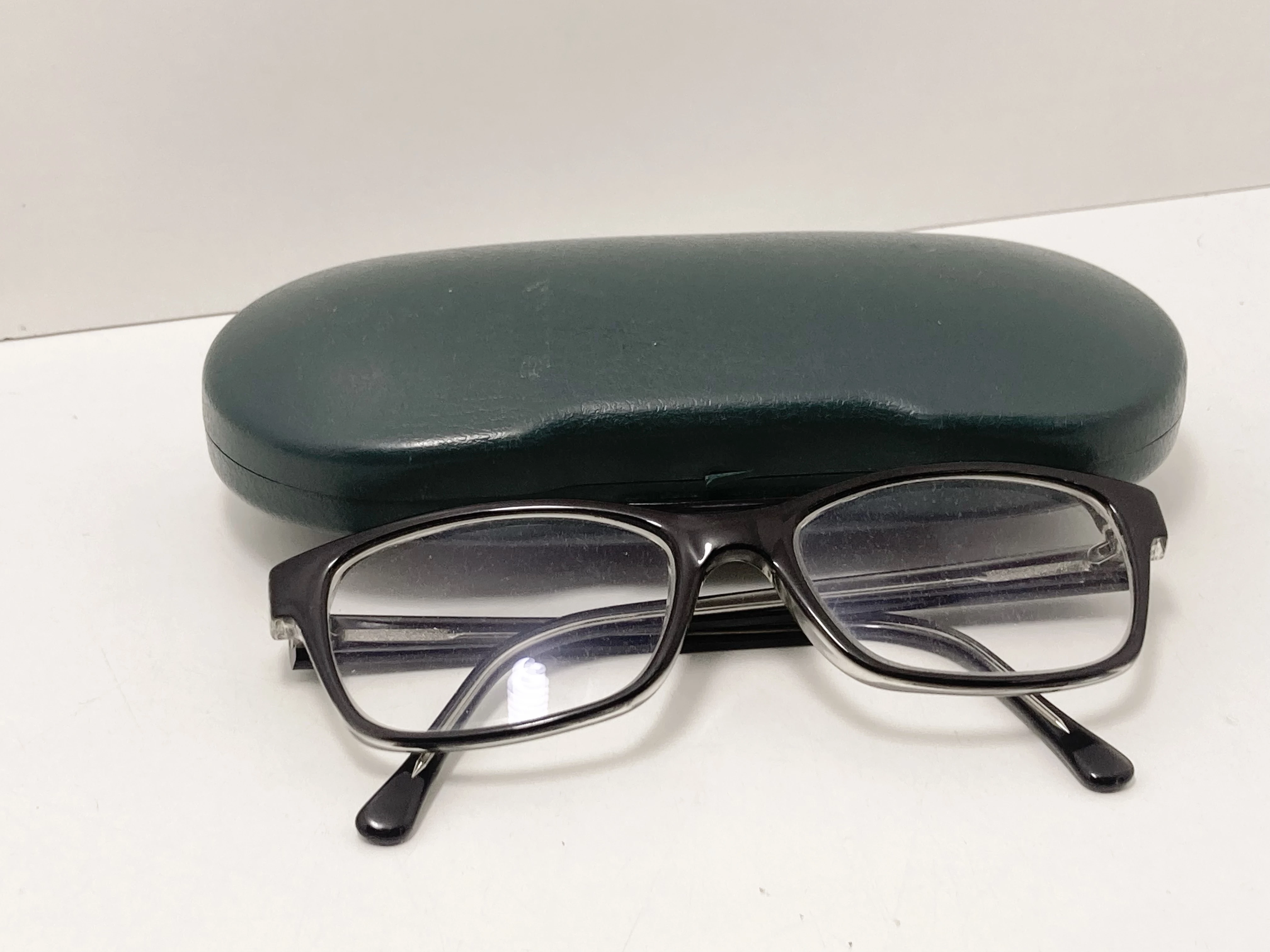 klasyczne-damskie-oprawki-w-etui-fielmann-ean-gtin-8715622002227