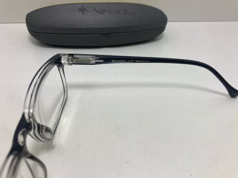 klasyczne-damskie-oprawki-w-etui-fielmann-stan-11323-2