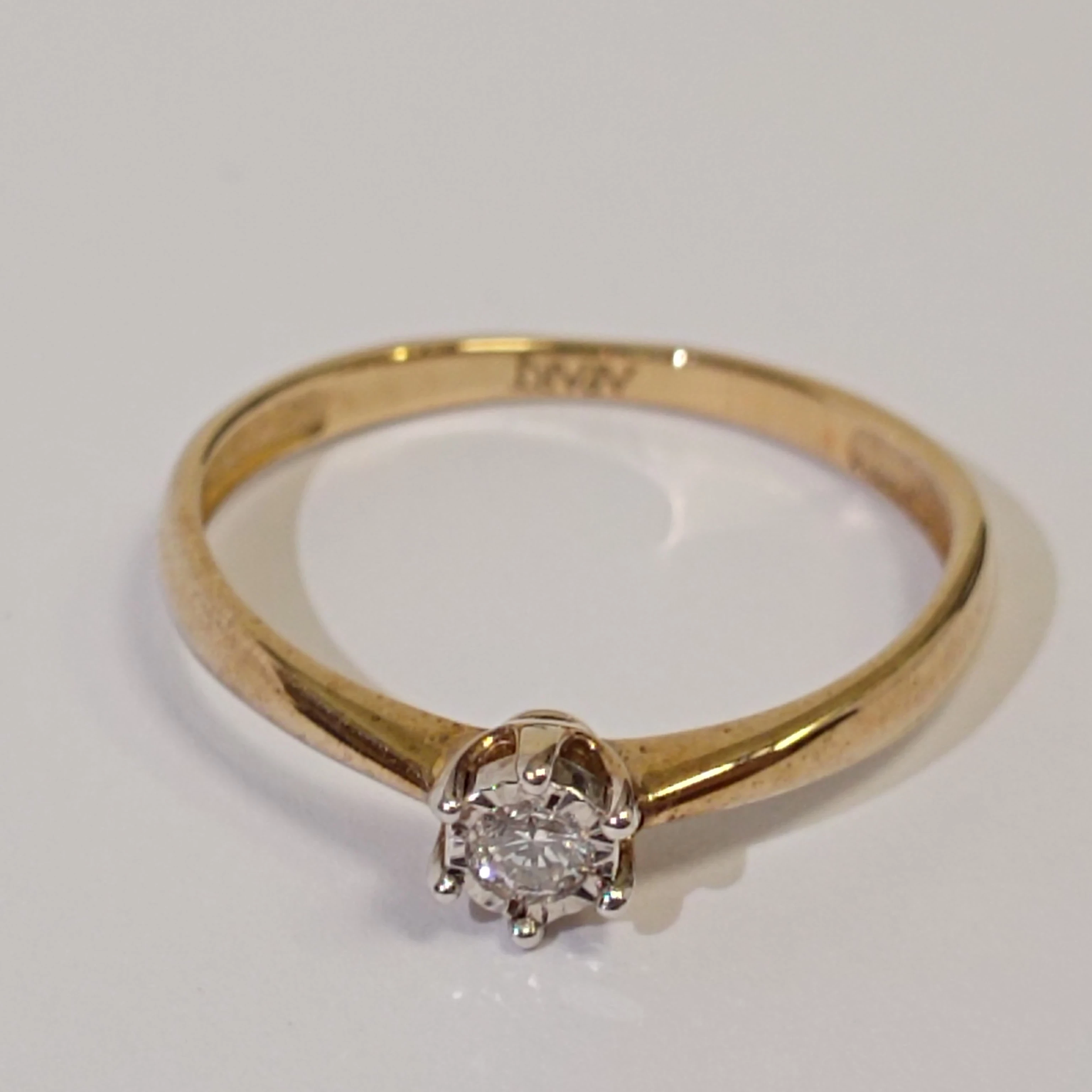 zloty-pierscionek-apart-z-brylantem-certyfikat-marka-226434-315670