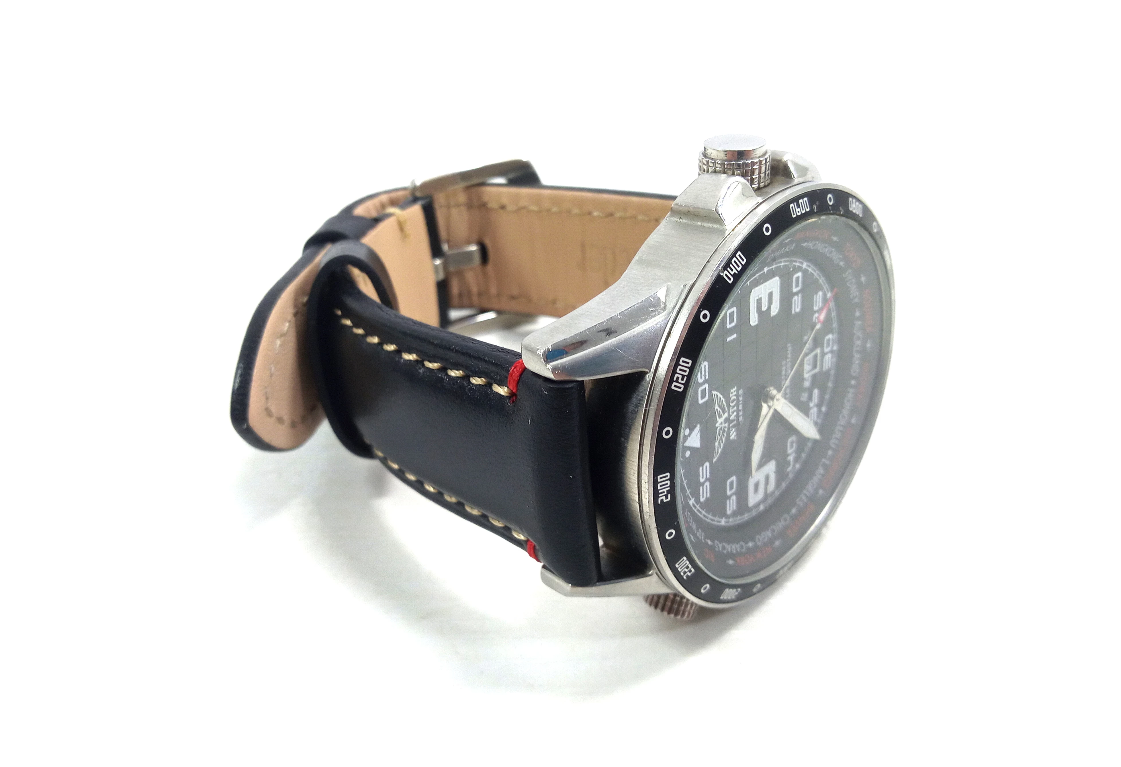 Aviator watch outlet avw7770g84