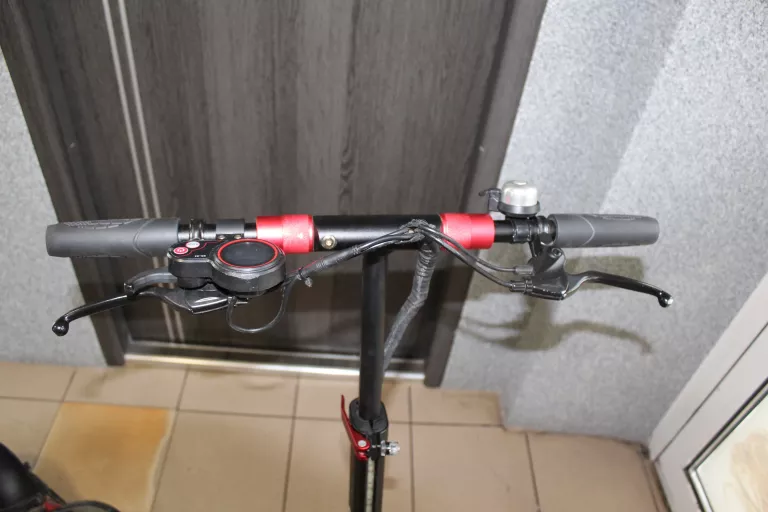 TECHLIFE X6 HULAJNOGA ELEKTRYCZNA